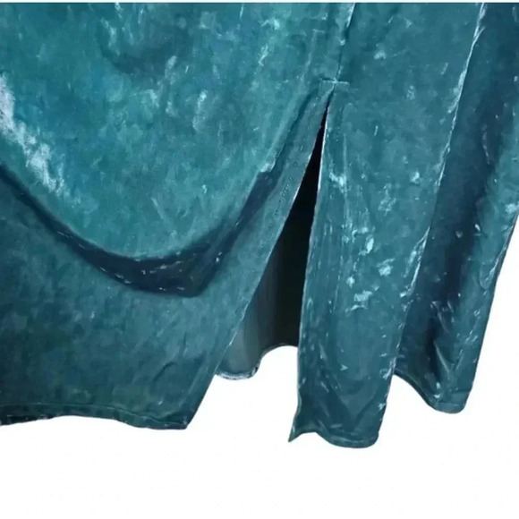 Ava & Viv Women's Velvet Long Sleeve Front Slit Dress Plus Size Square Neck - Picture 7 of 7